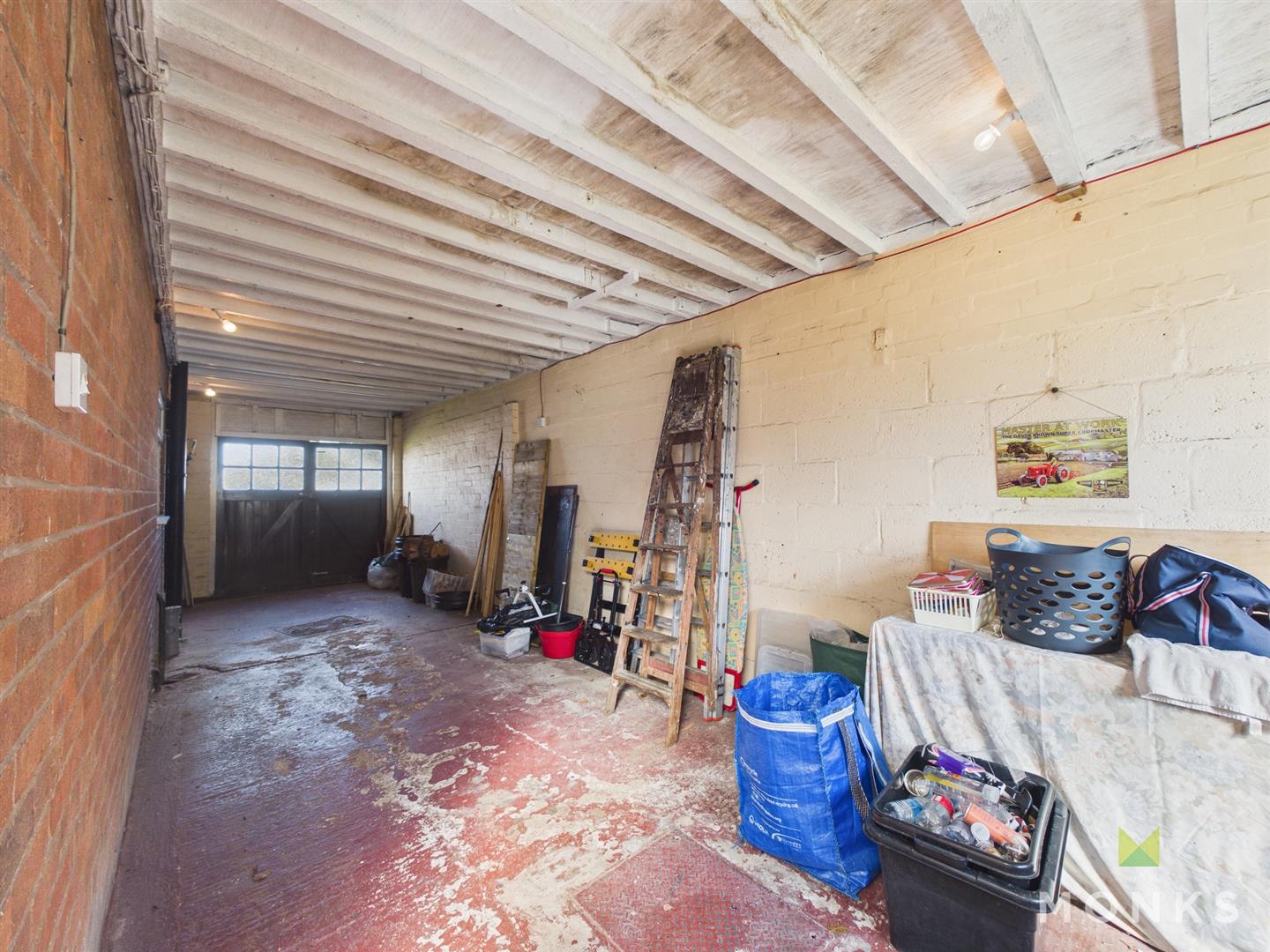 39 Roden Grove, Shrewsbury, SY4 5HJ For Sale